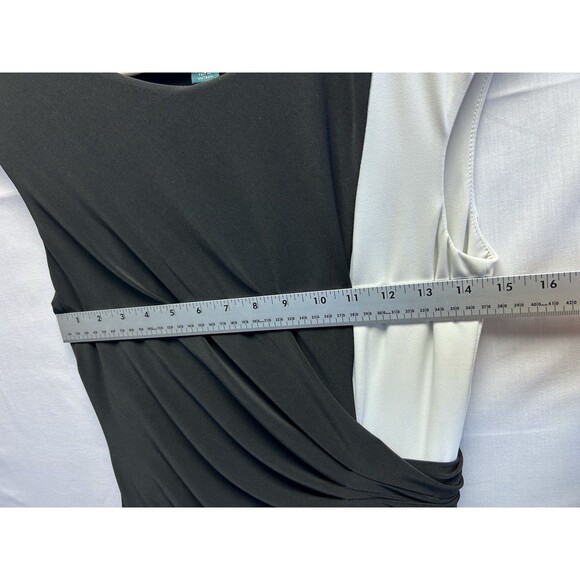 LRL Ruched Sleeveless Sheath Dress Black White Cruella Faux Wrap  Women’s 10P - Picture 5 of 8